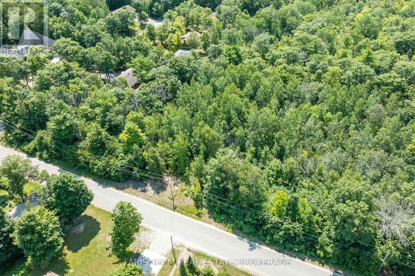 Block C Part 3 Tiny Beaches Road N Property Photo 2