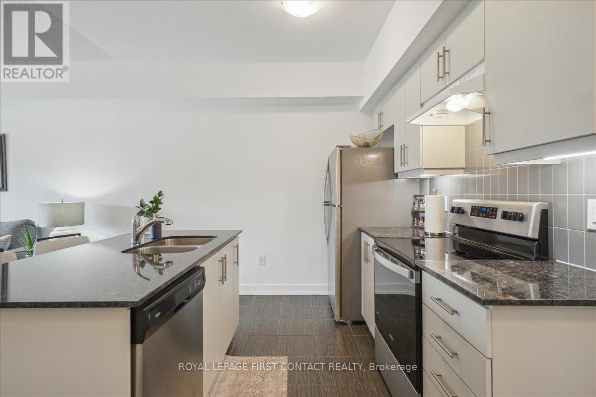 213 - 4 Spice Way Property Photo 12