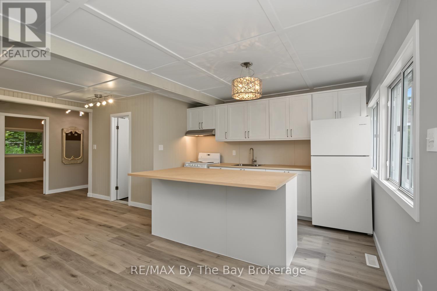 50 Balsam Street Property Photo 6