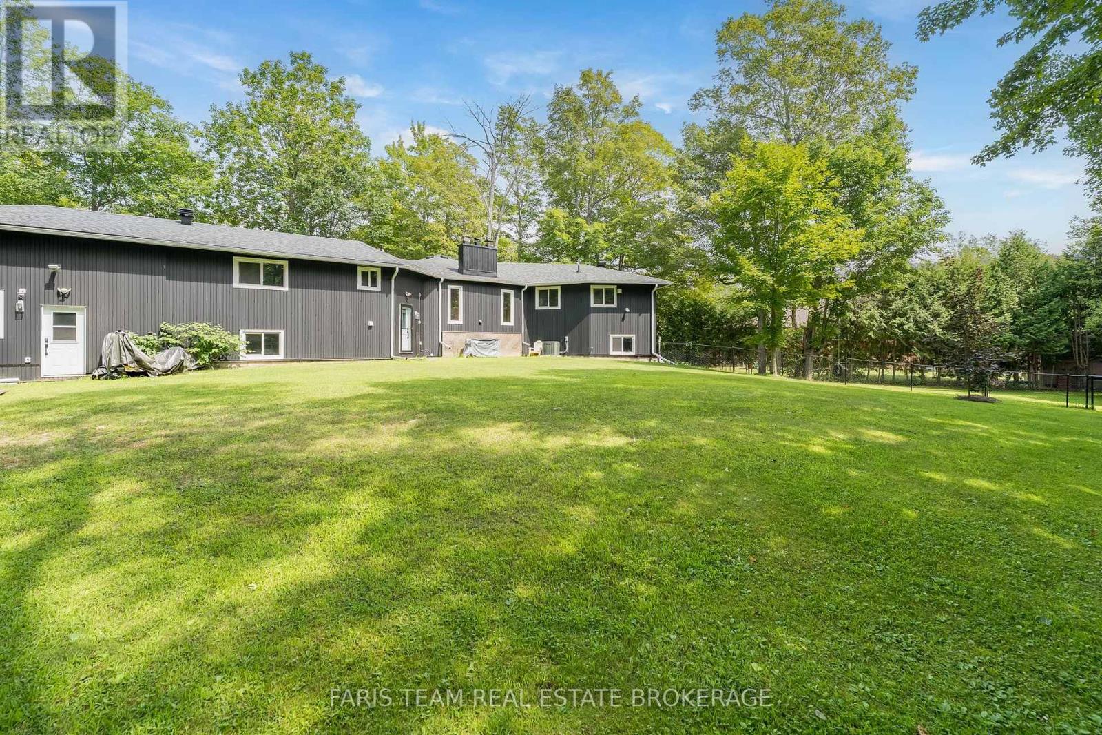 8 Joliet Crescent Property Photo 24