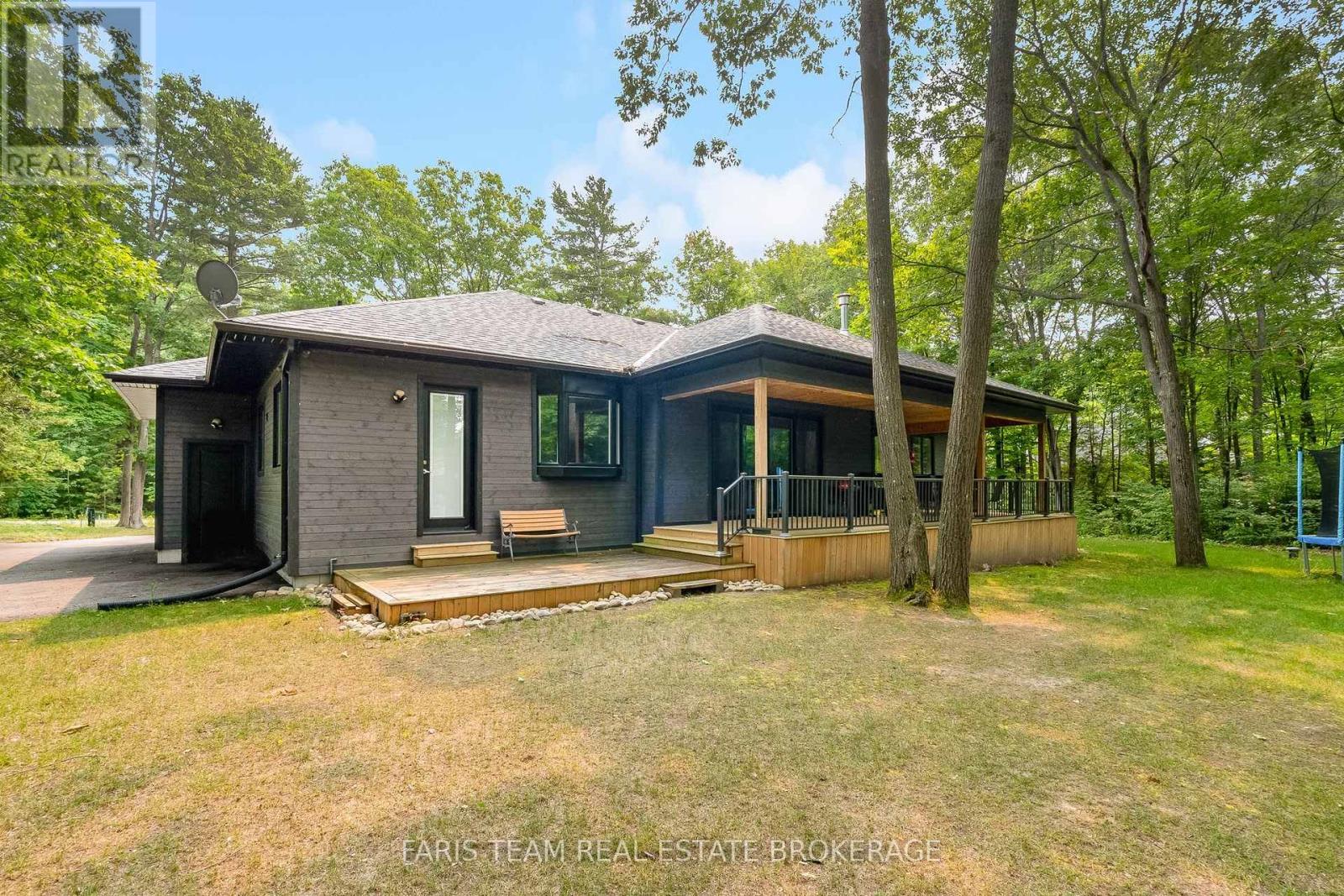 34 Oakwood Avenue Property Photo 33