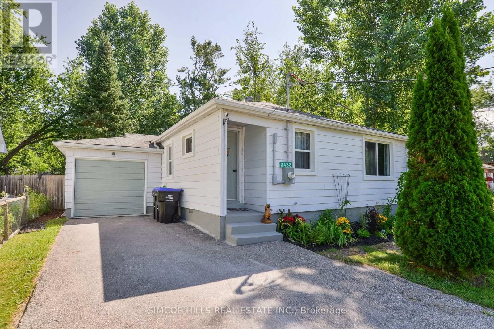 3433 Beachview Avenue Property Photo 1
