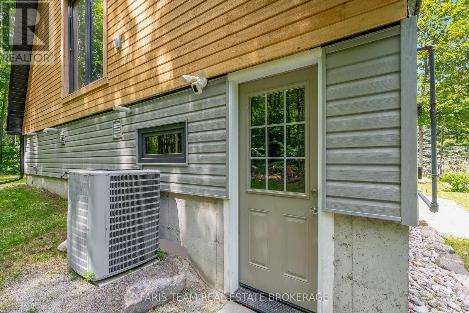 1490 Champlain Road Property Photo 23