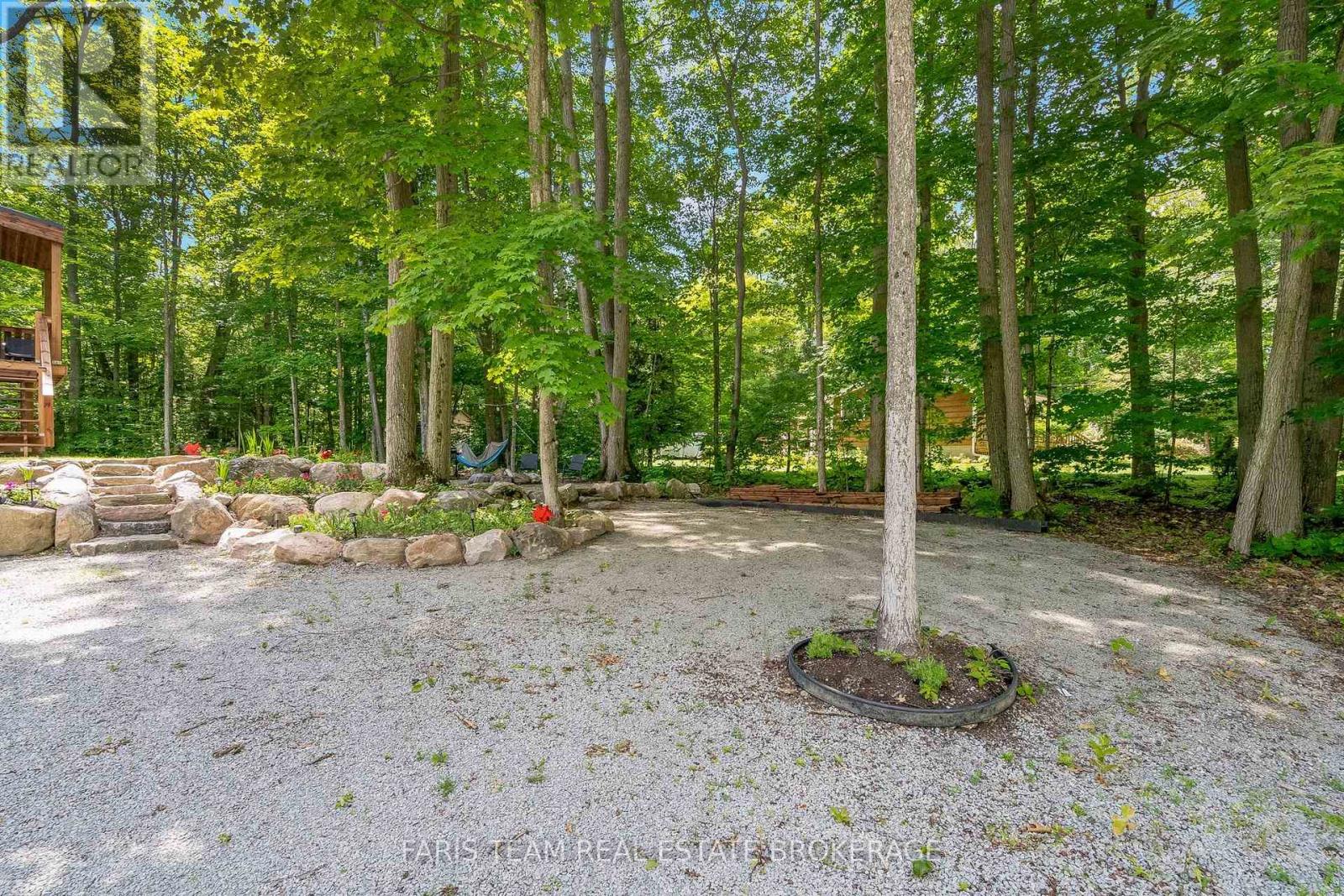 1490 Champlain Road Property Photo 24