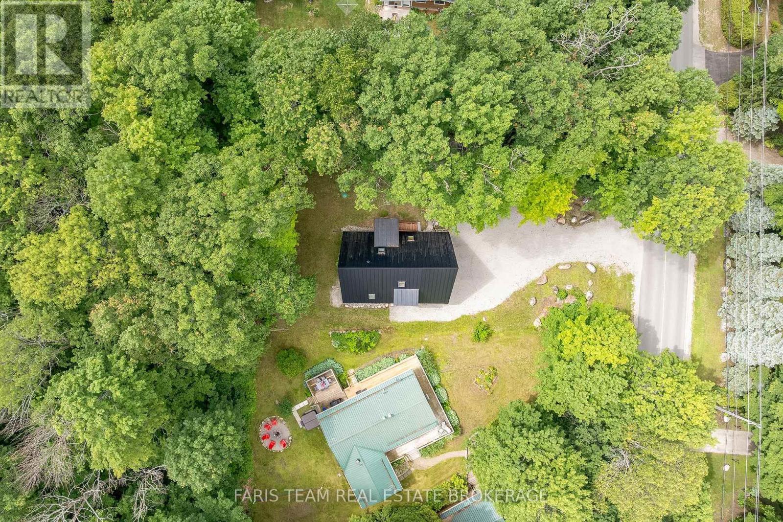 1490 Champlain Road Property Photo 32