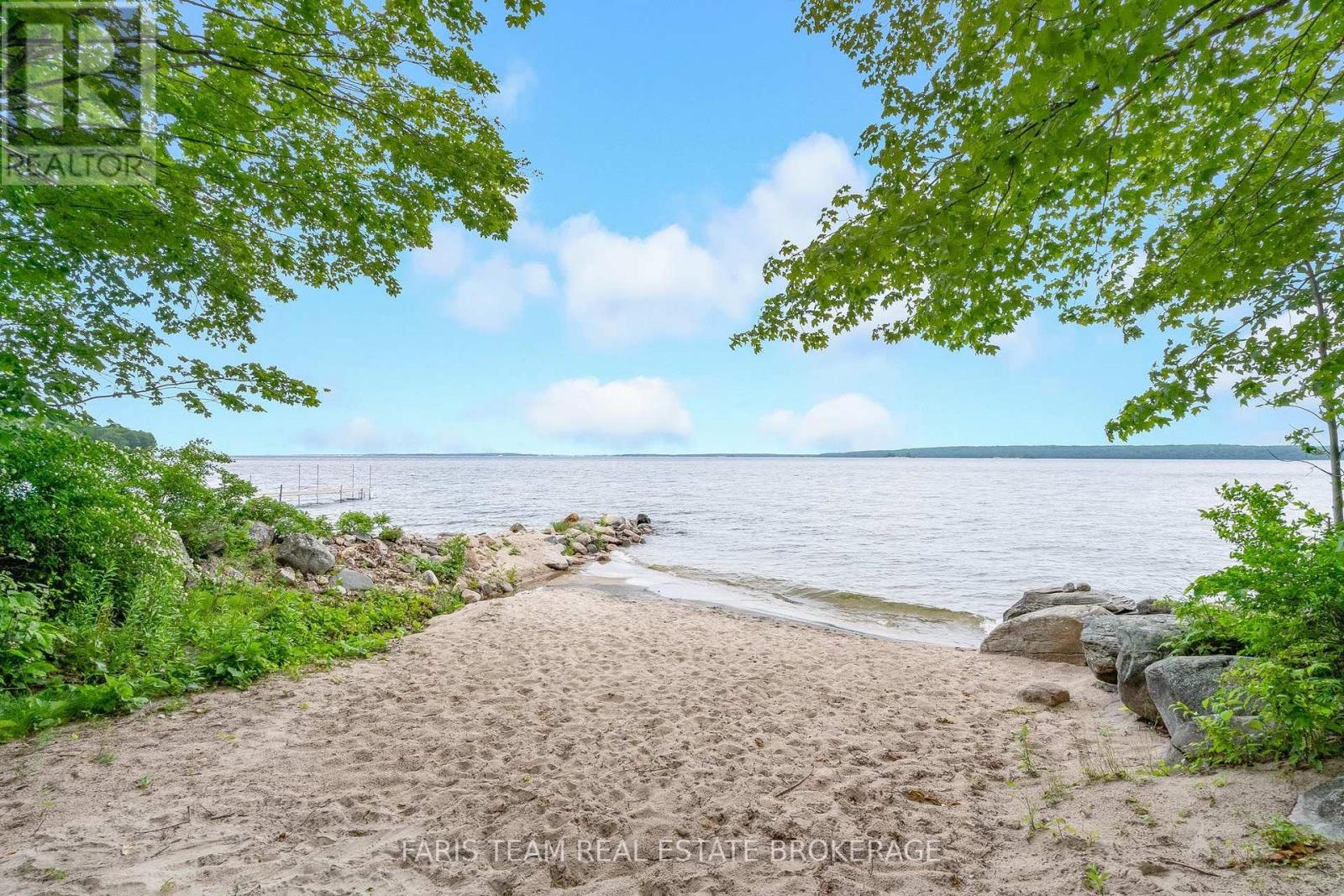 1490 Champlain Road Property Photo 37