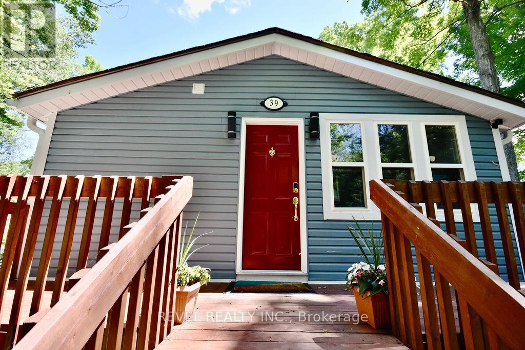 39 Domar Road Property Photo 2