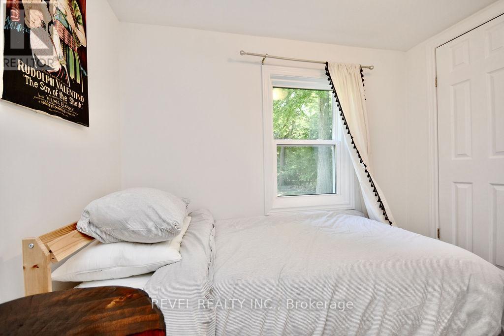 39 Domar Road Property Photo 16