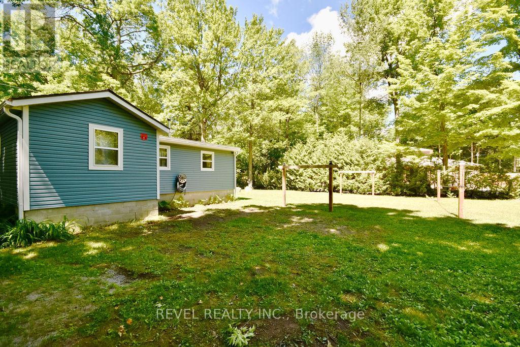 39 Domar Road Property Photo 32