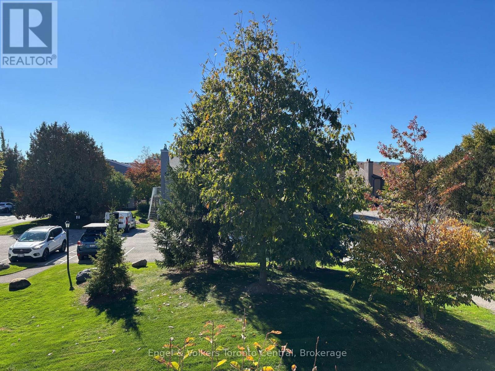 93 - 23 Dawson Drive Property Photo 4