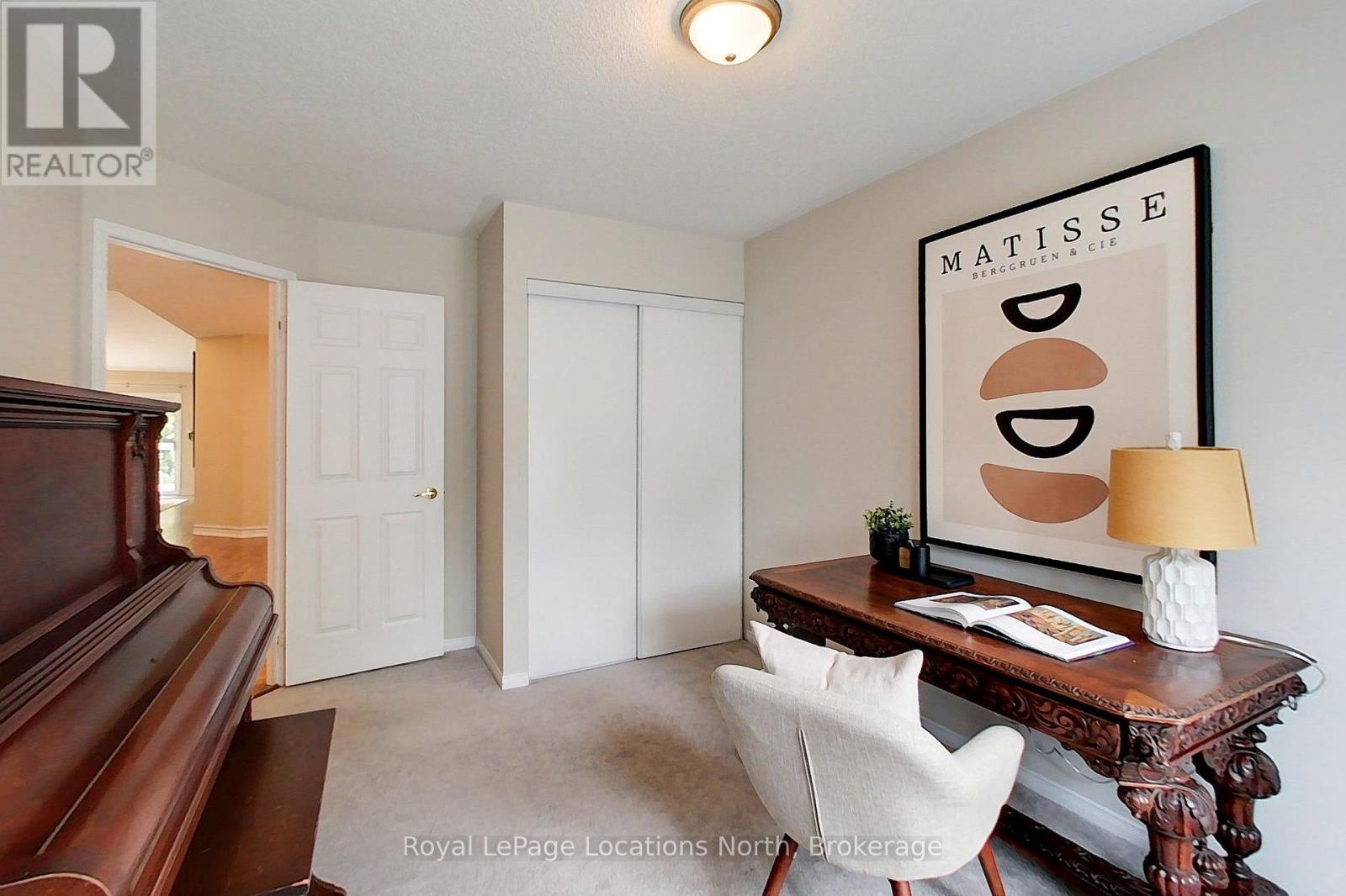 25 Green Briar Drive Property Photo 20