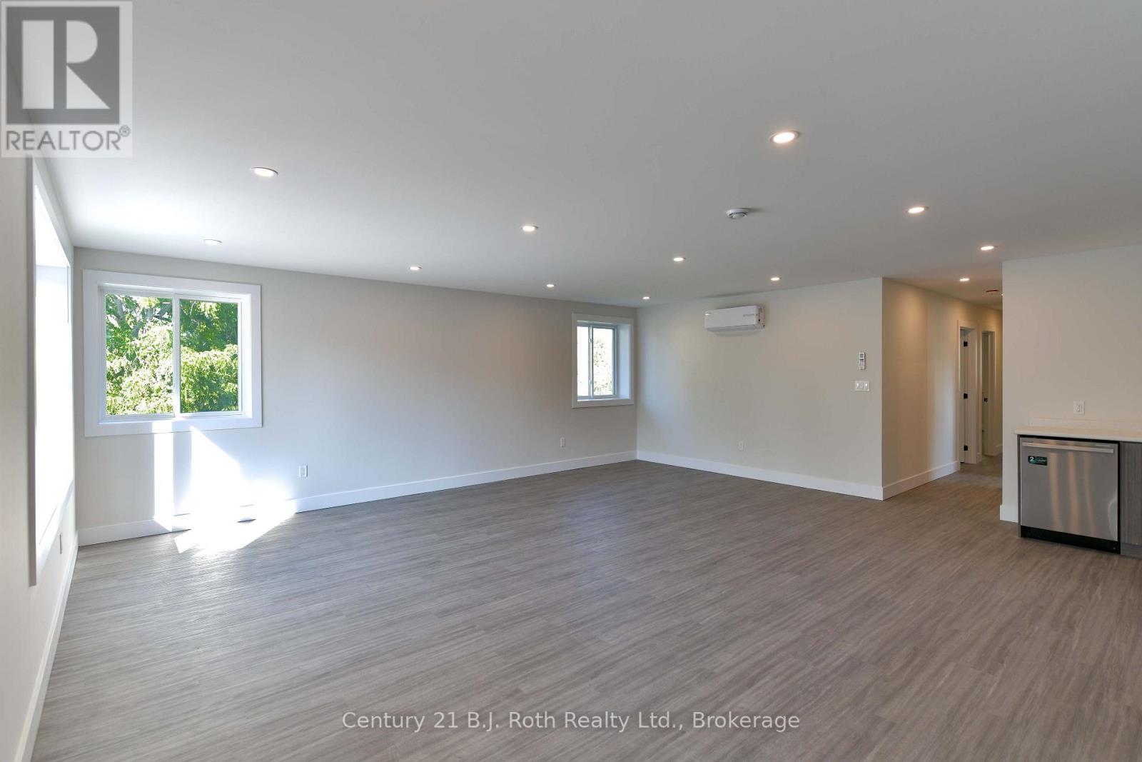 2 (upper) - 165 Barrie Road Property Photo 10