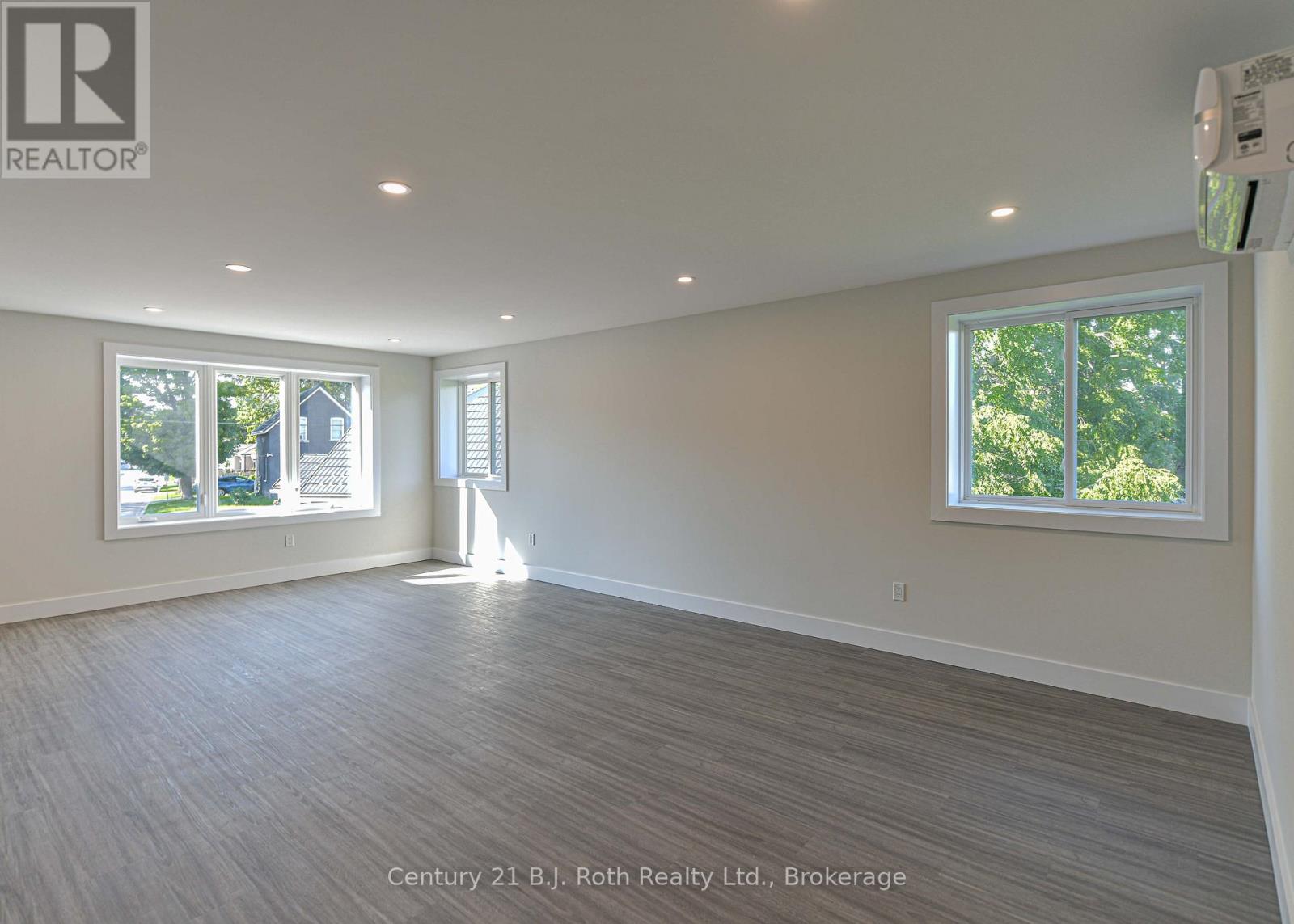 2 (upper) - 165 Barrie Road Property Photo 16