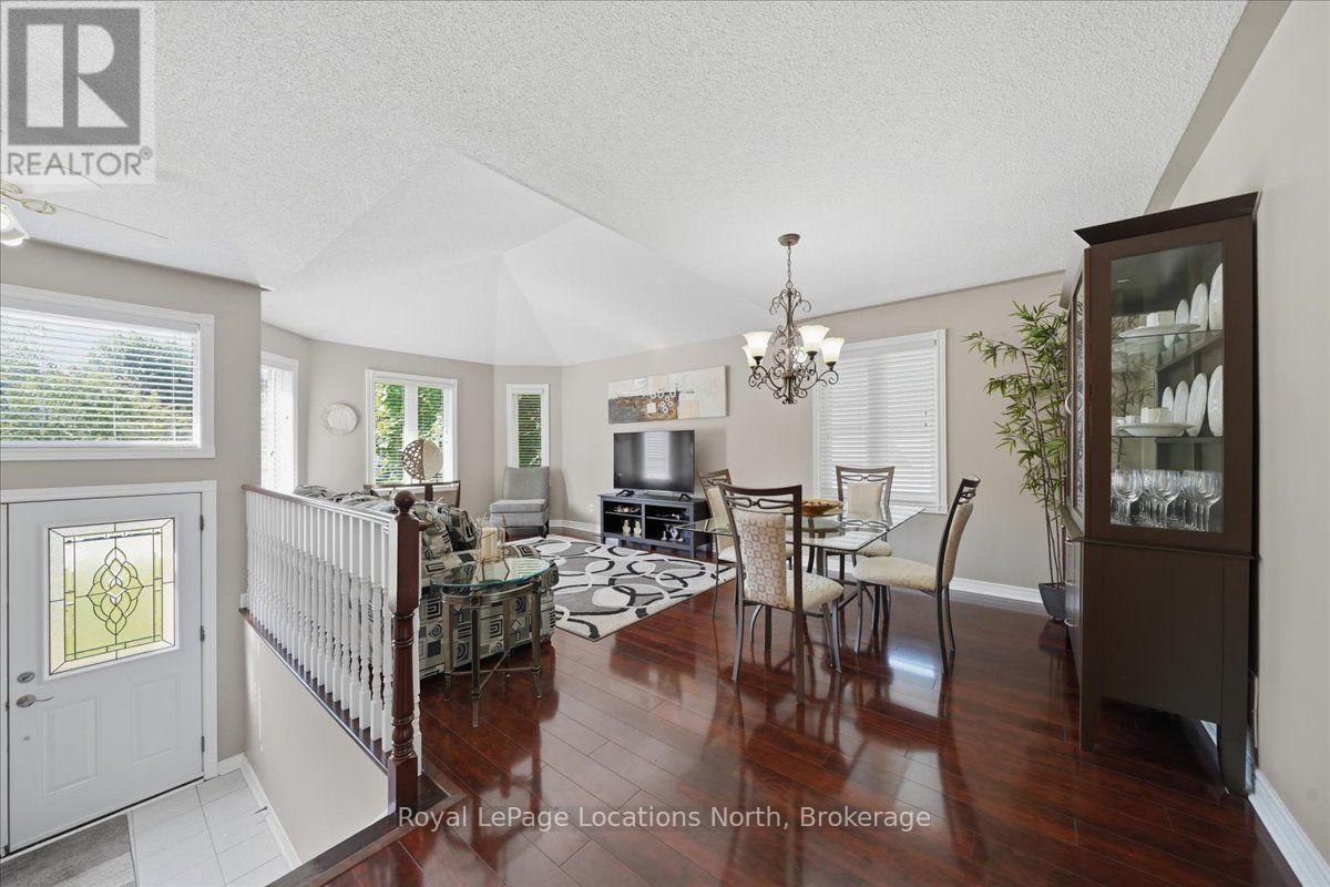 402 Ramblewood Drive Property Photo 4