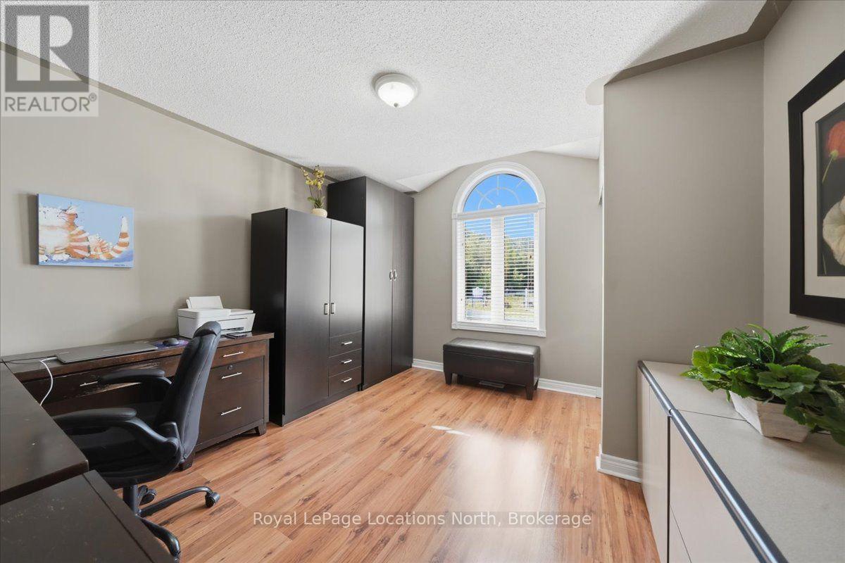 402 Ramblewood Drive Property Photo 16