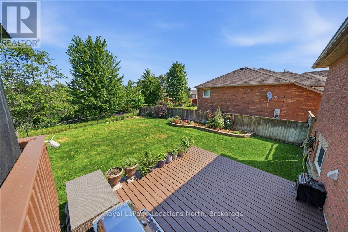 402 Ramblewood Drive Property Photo 33