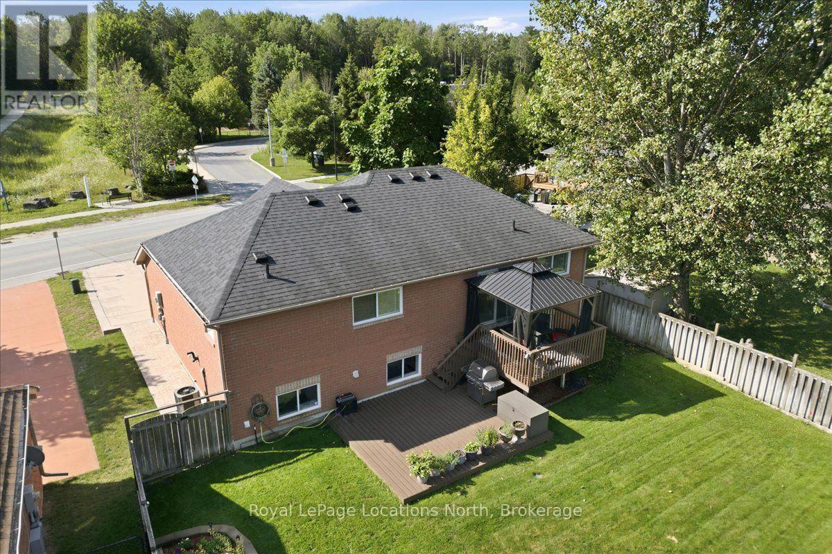 402 Ramblewood Drive Property Photo 37