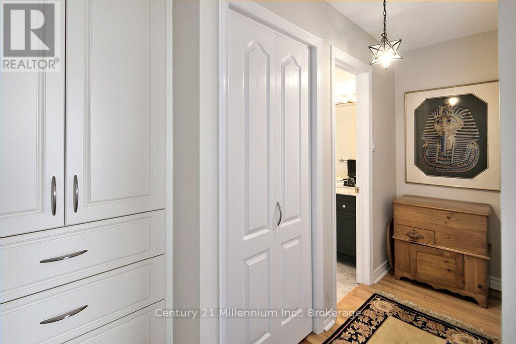 802 - 24 Ramblings Way Property Photo 30