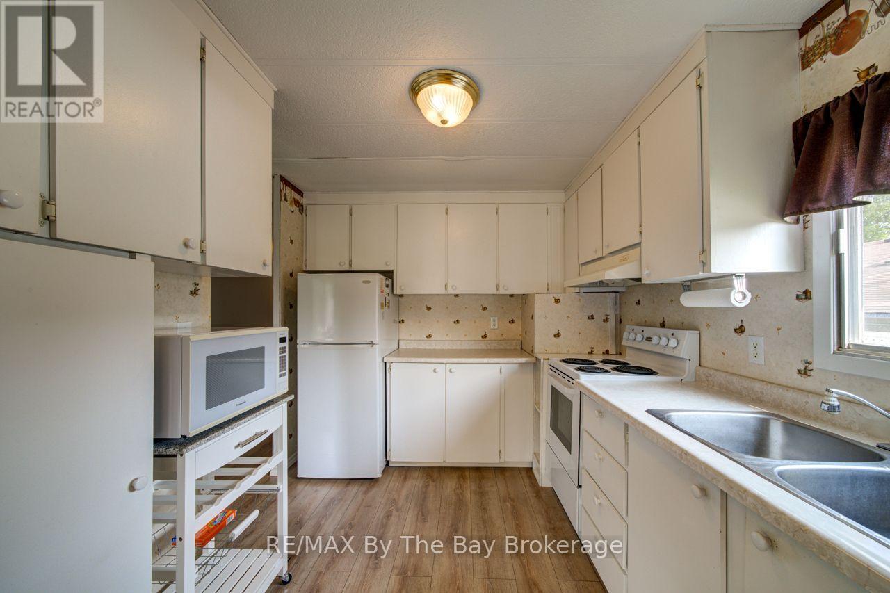 55 Georgian Glen Drive Property Photo 14