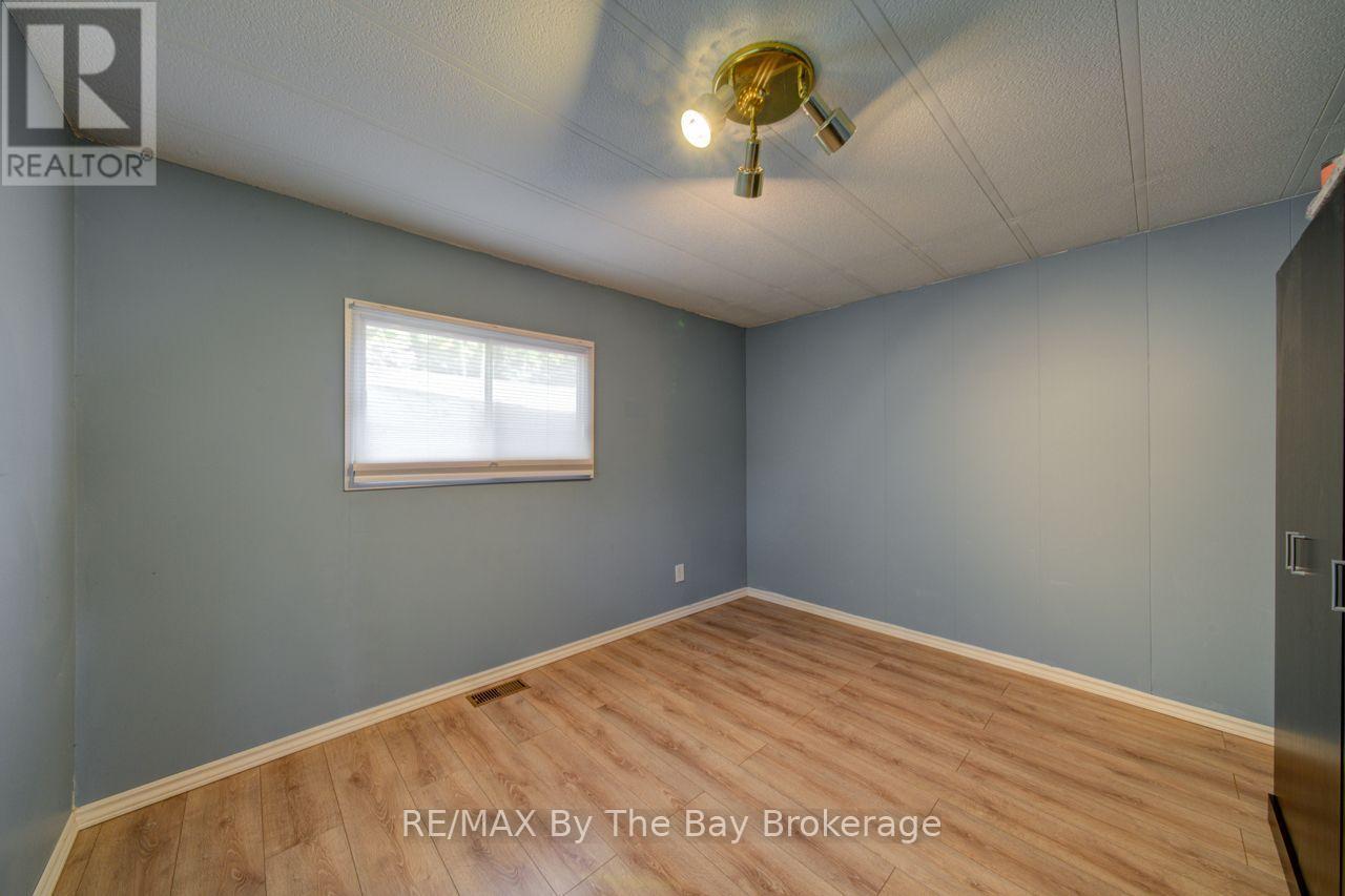 55 Georgian Glen Drive Property Photo 15