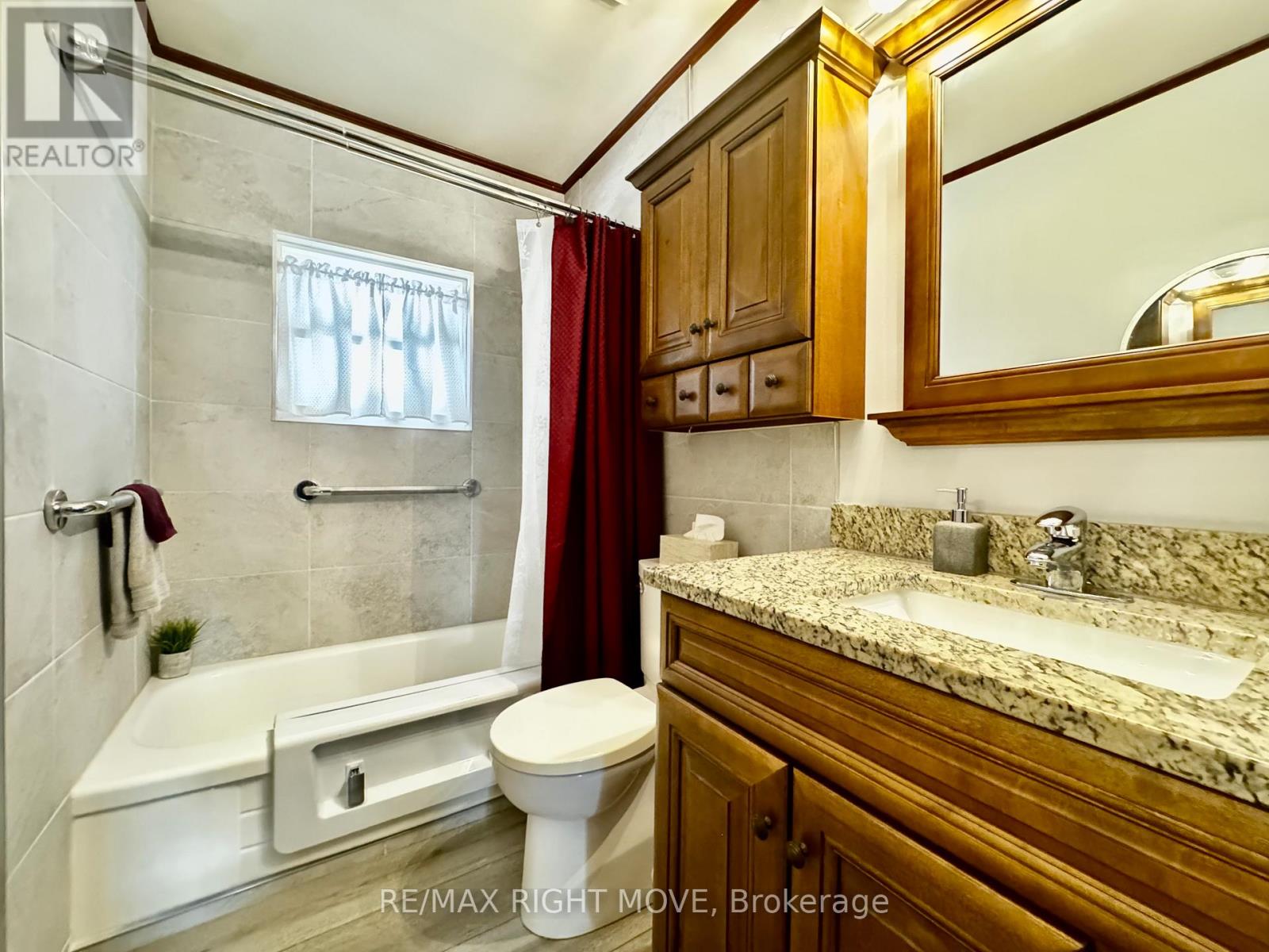 8 Gaudaur Court Property Photo 13