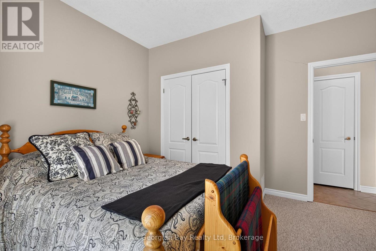 1339 Tiny Beaches Road N Property Photo 16
