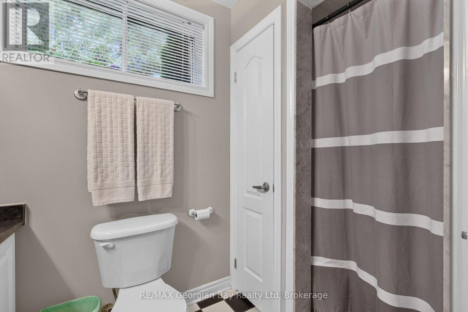 1339 Tiny Beaches Road N Property Photo 27