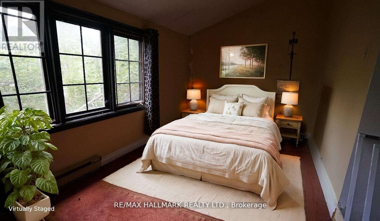 26 Lakeshore Road W Property Photo 16