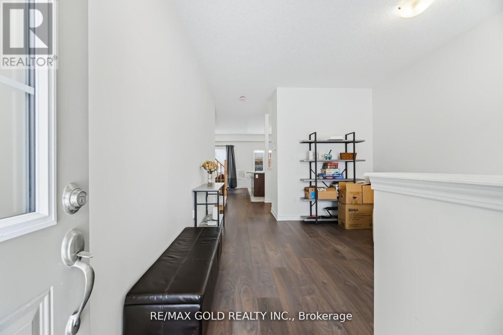 30 Hills Thistle Drive Property Photo 5