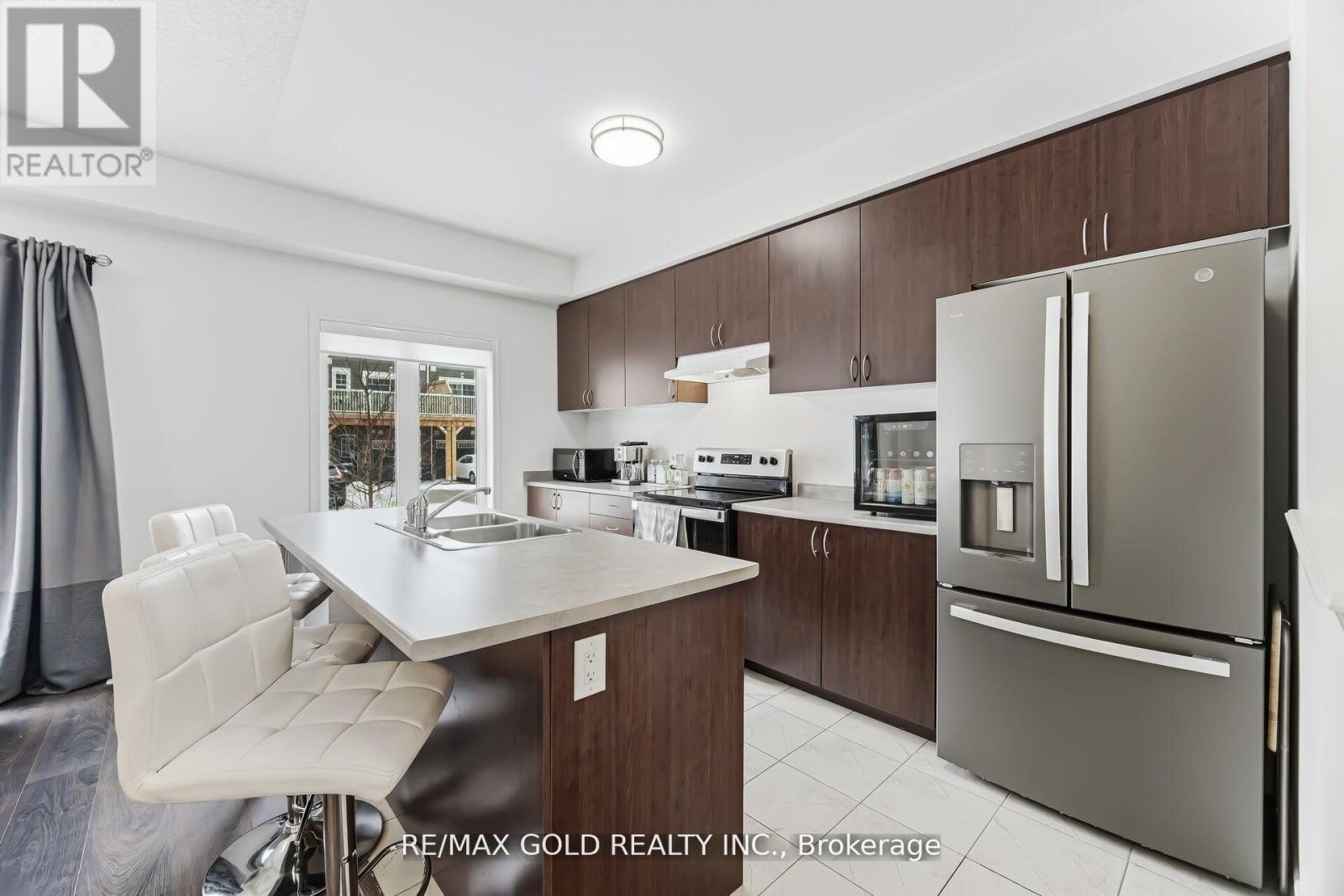 30 Hills Thistle Drive Property Photo 10