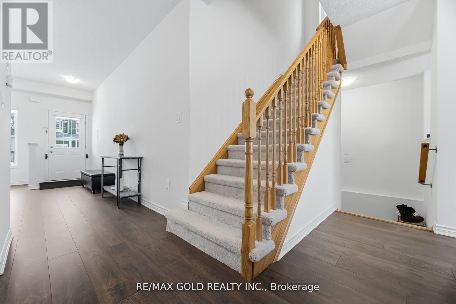 30 Hills Thistle Drive Property Photo 17