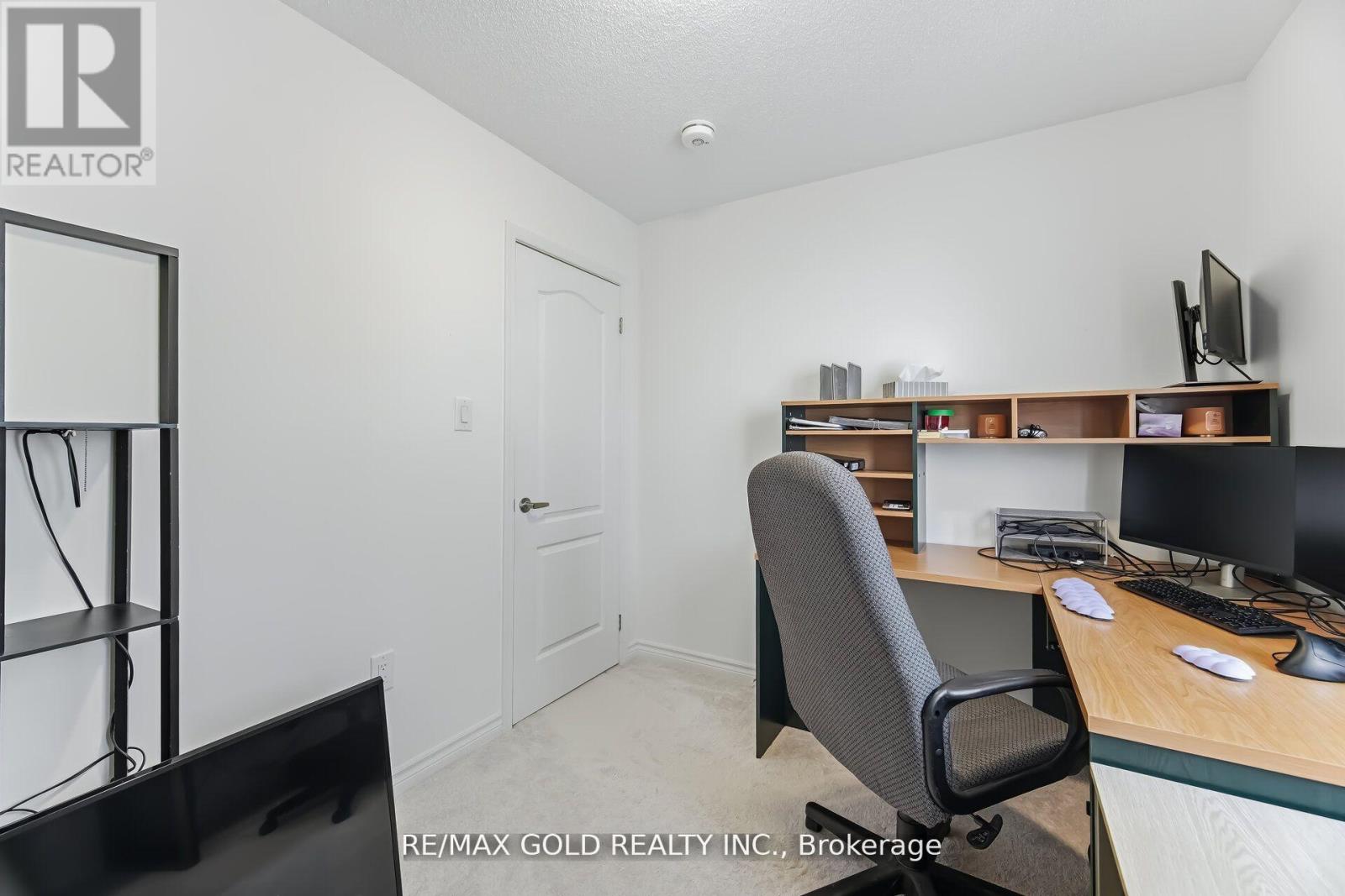 30 Hills Thistle Drive Property Photo 23