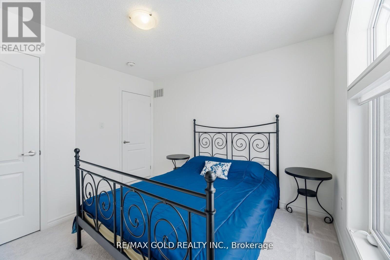 30 Hills Thistle Drive Property Photo 27