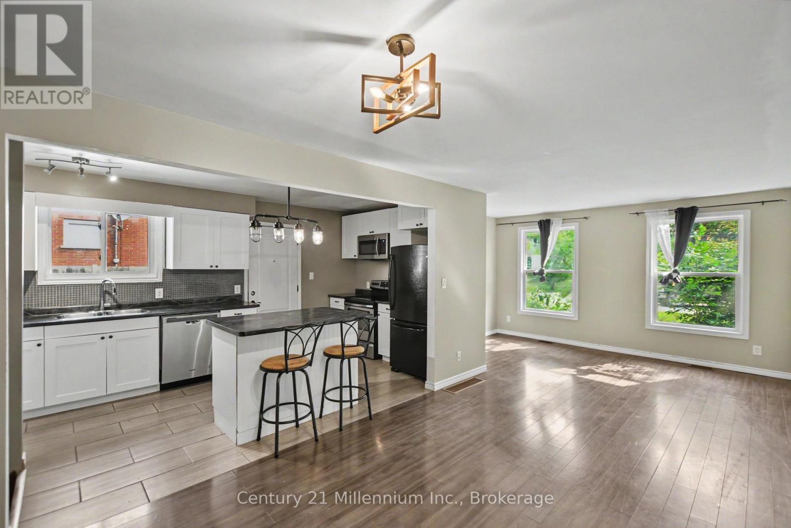 408 Walnut Street Property Photo 14
