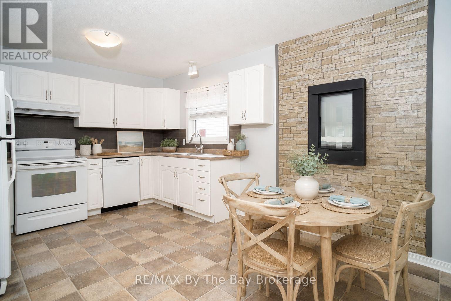 11 Indiana Avenue Property Photo 4