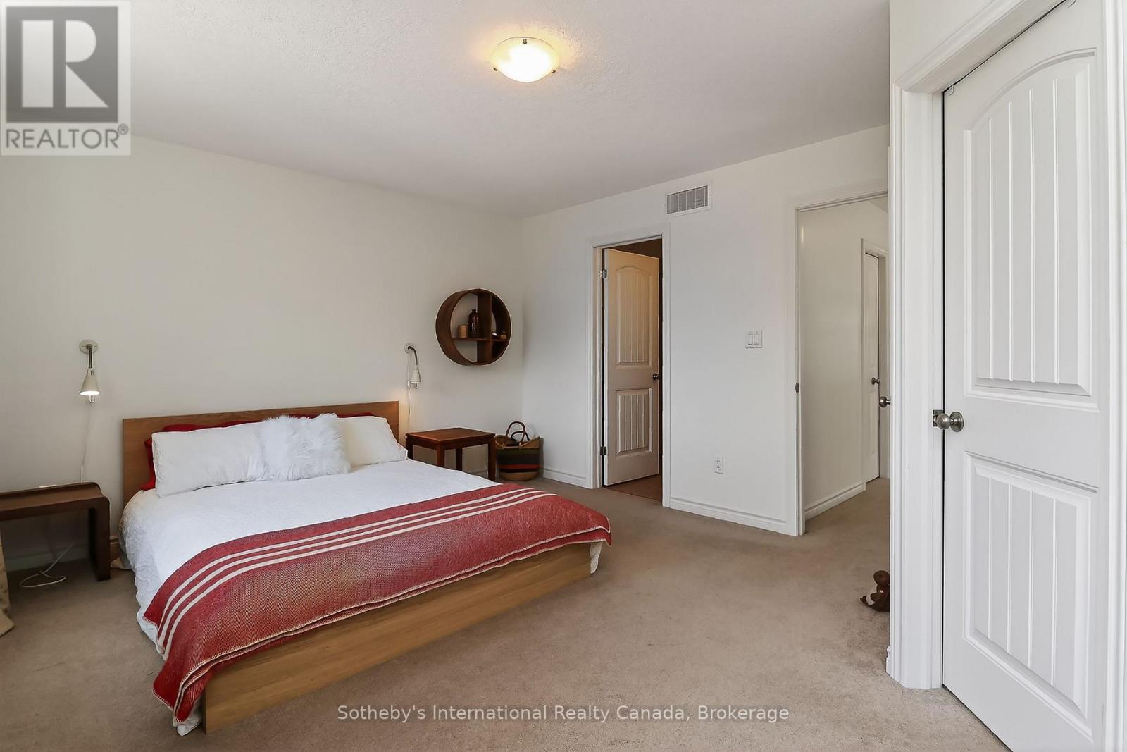 49 Silver Glen Boulevard Property Photo 19