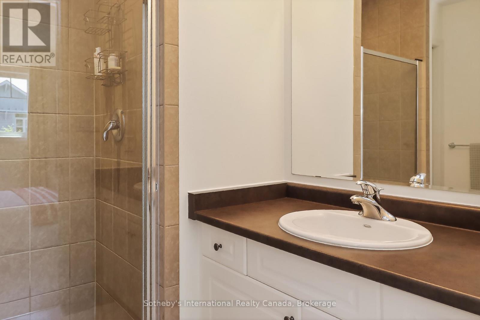 49 Silver Glen Boulevard Property Photo 22