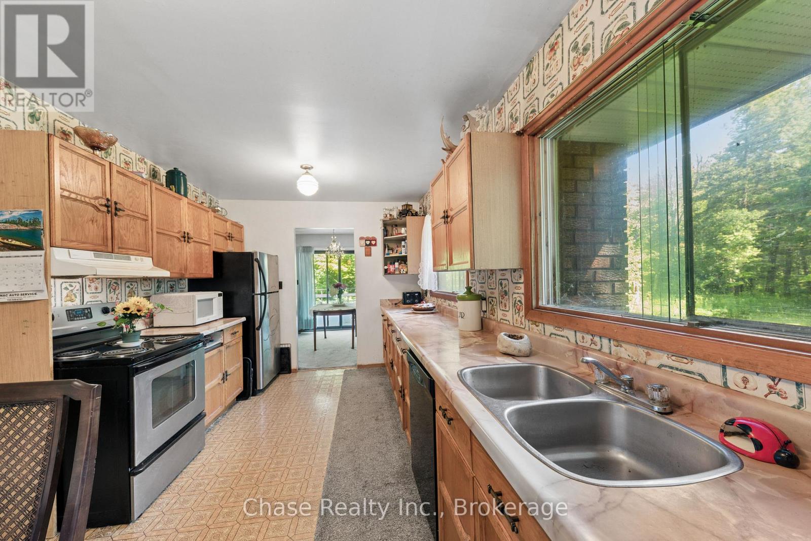 655 Tiny Beaches Road N Property Photo 15