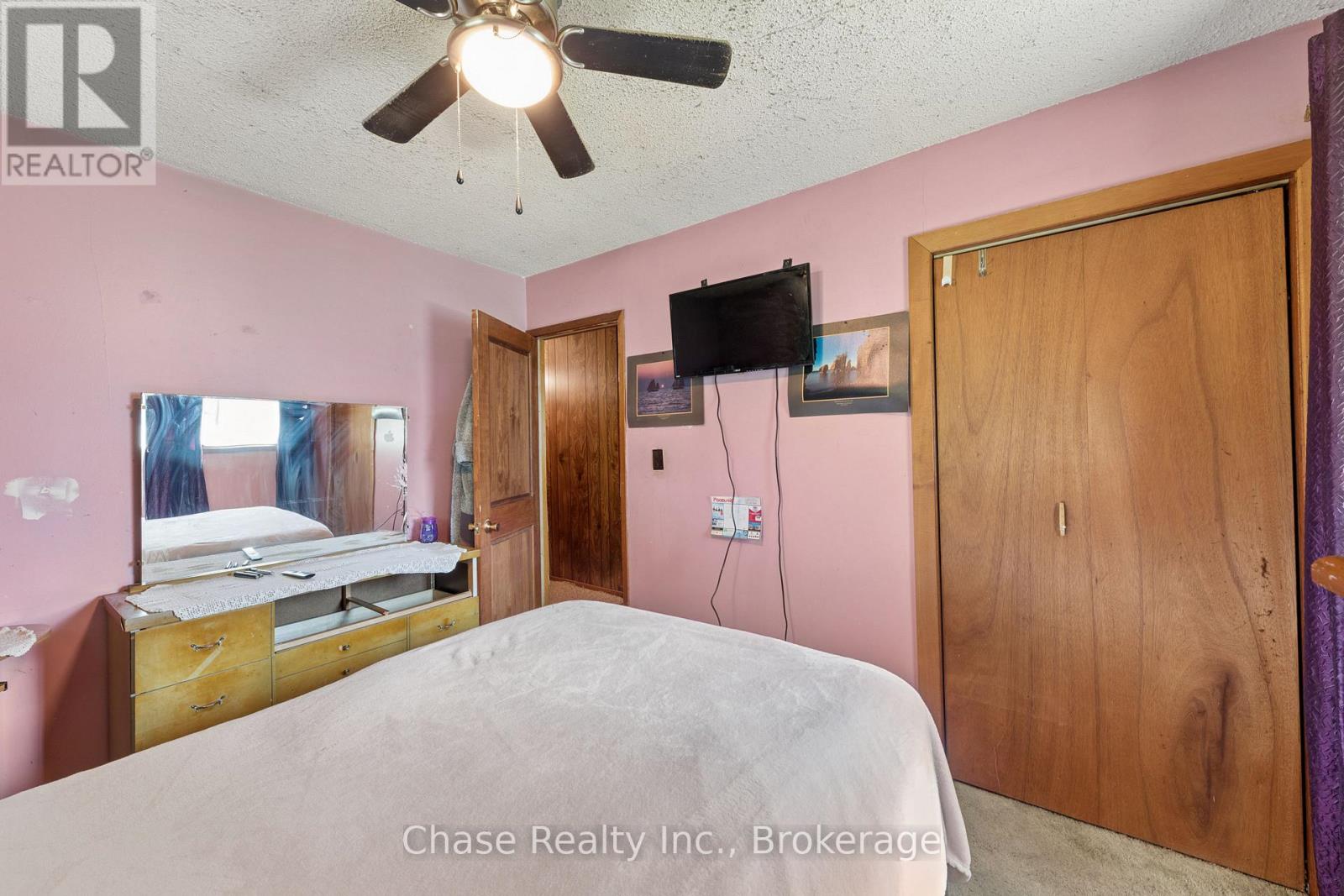 655 Tiny Beaches Road N Property Photo 22