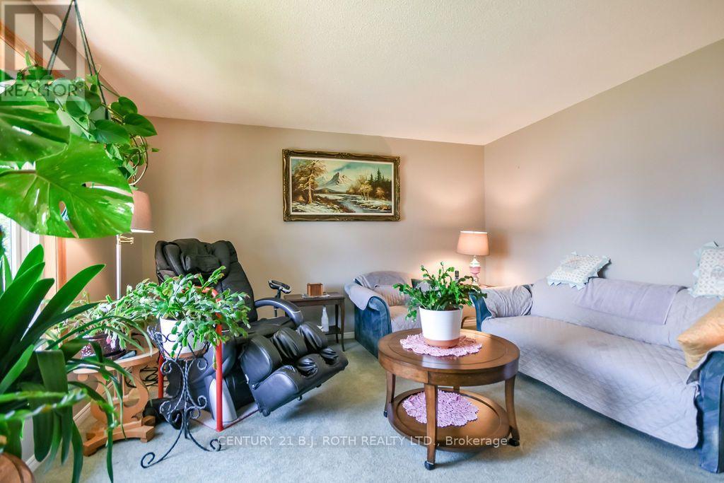 21 Korlea Crescent Property Photo 6