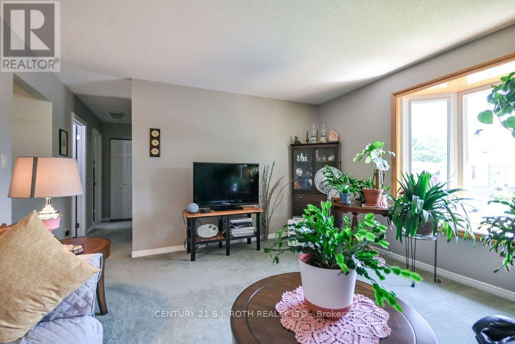 21 Korlea Crescent Property Photo 7