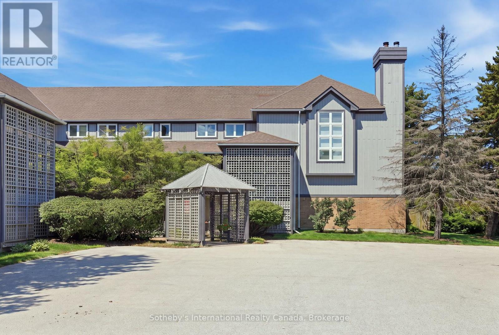 346 Mariners Way Property Photo 2