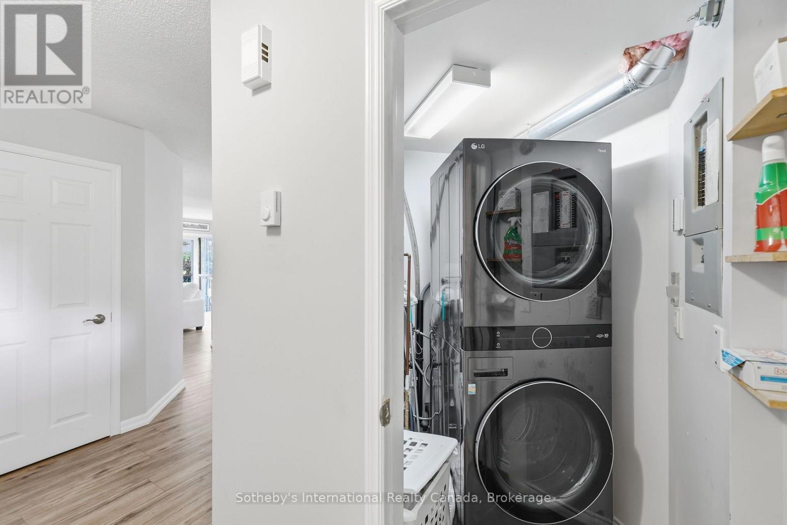 346 Mariners Way Property Photo 4