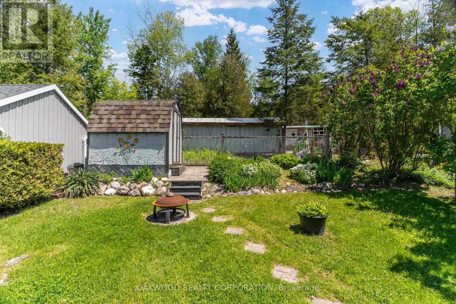 1981 Tiny Beaches Road S Property Photo 33