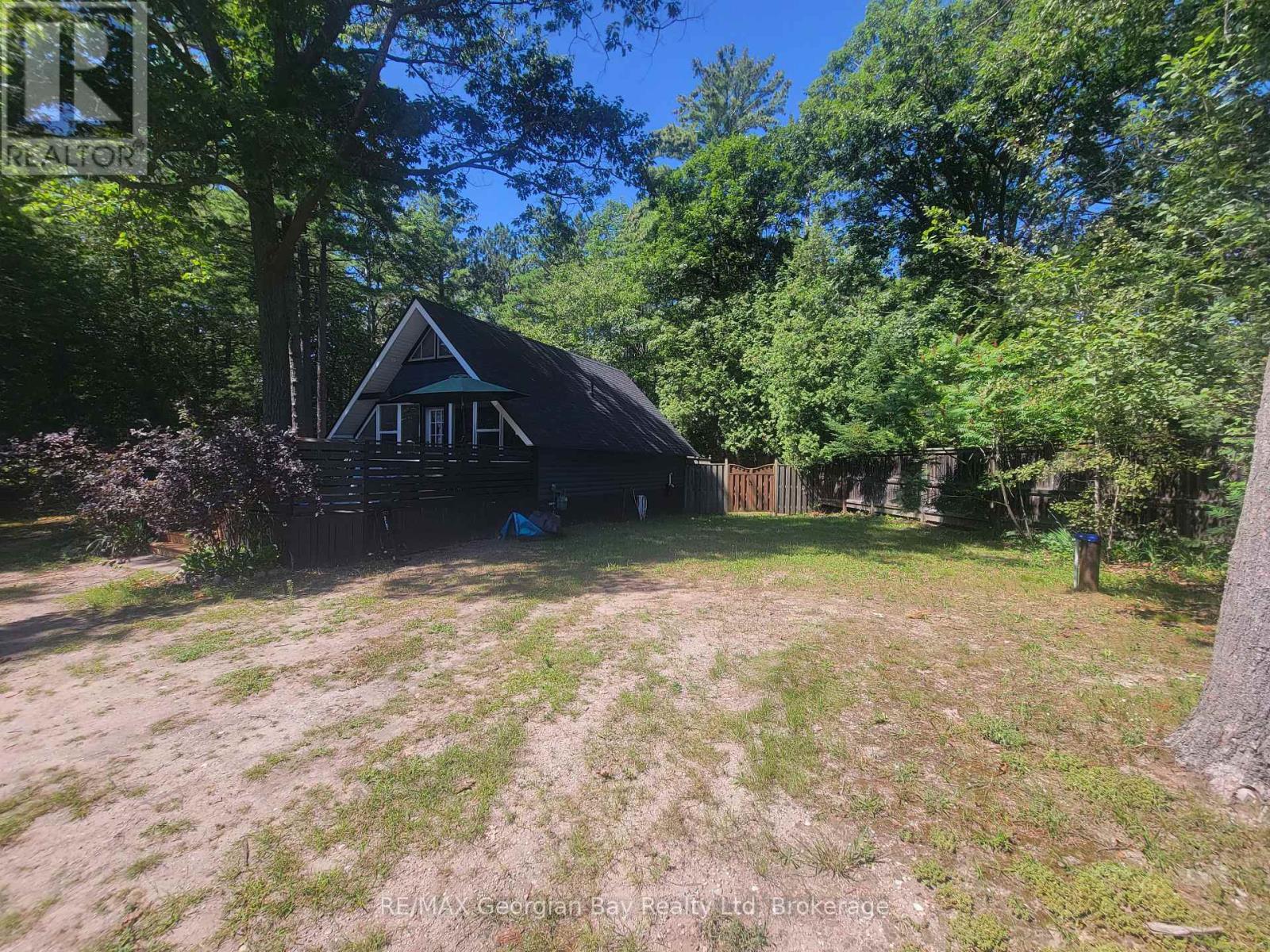 8 Sunrise Court Property Photo 25
