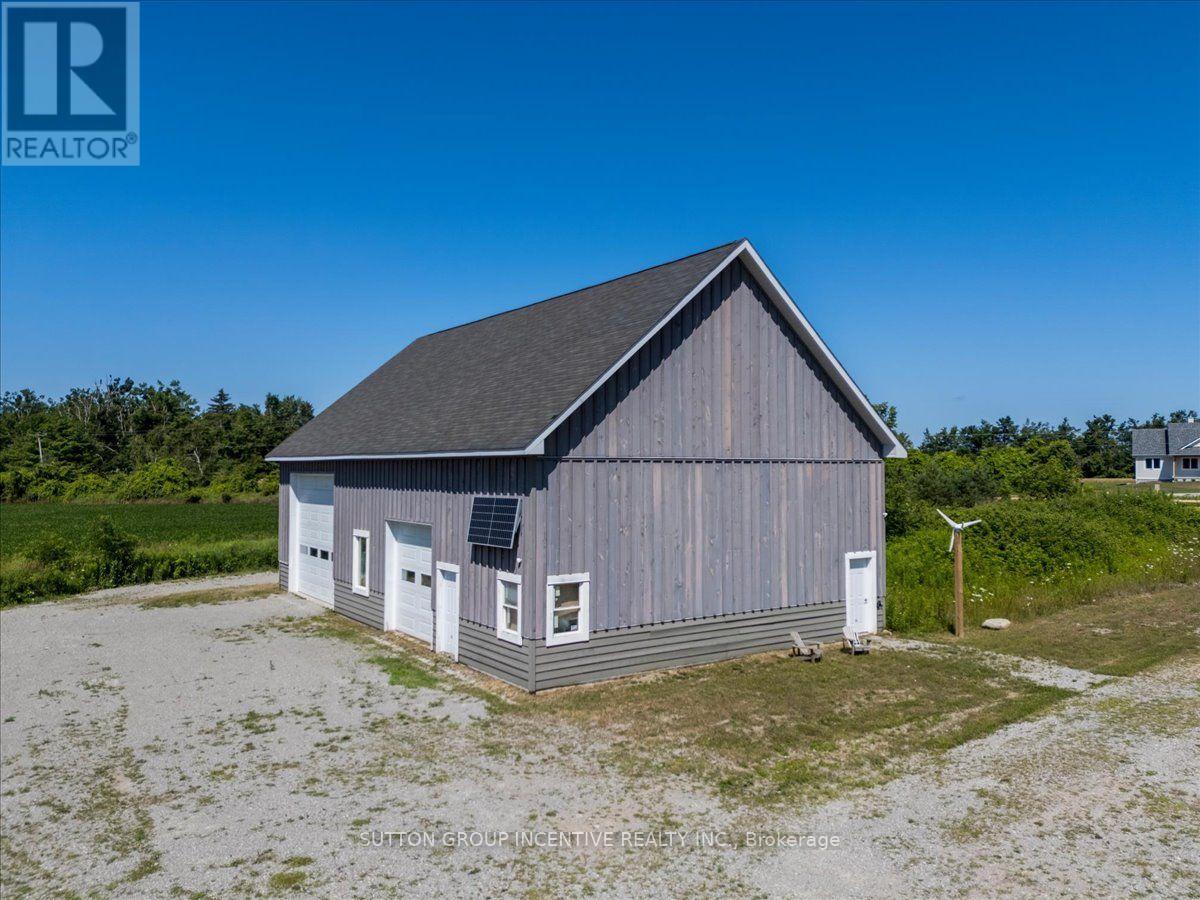 209 15/16 Sideroad E Property Photo 4