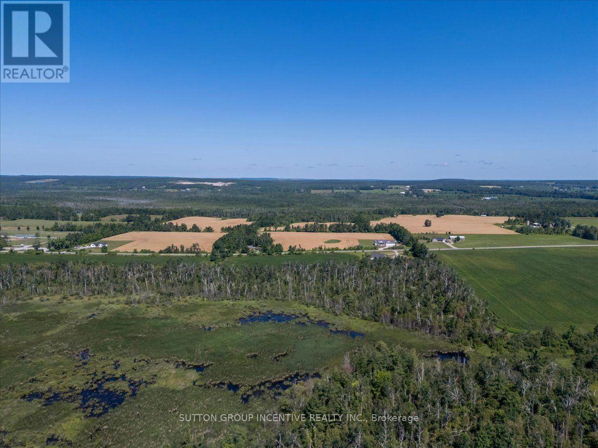 209 15/16 Sideroad E Property Photo 16