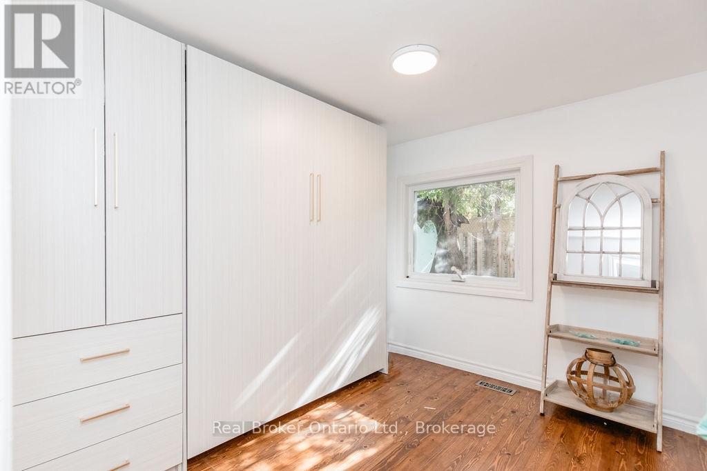 7 Oliver Drive Property Photo 17