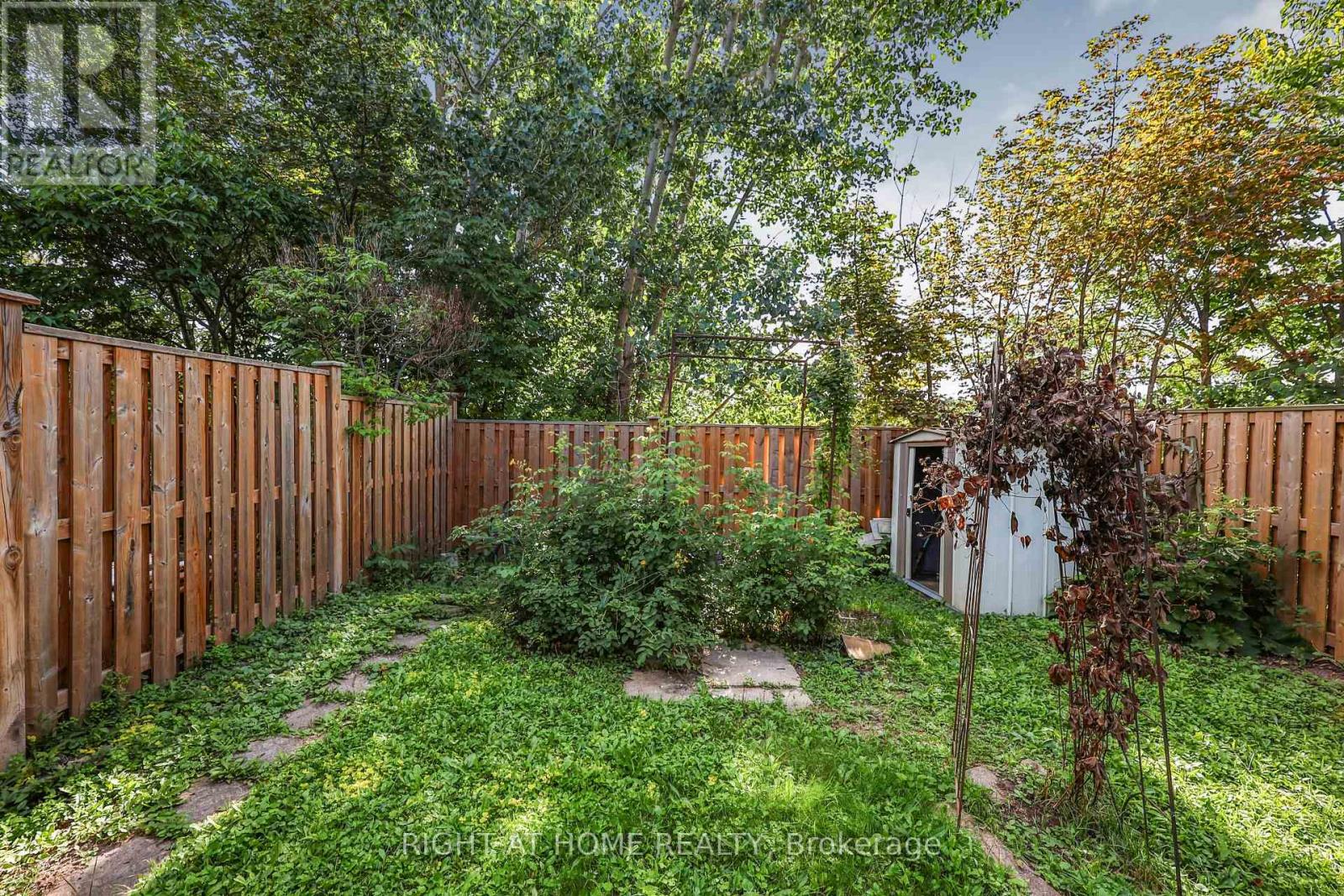 9 - 237 Steel Street Property Photo 37