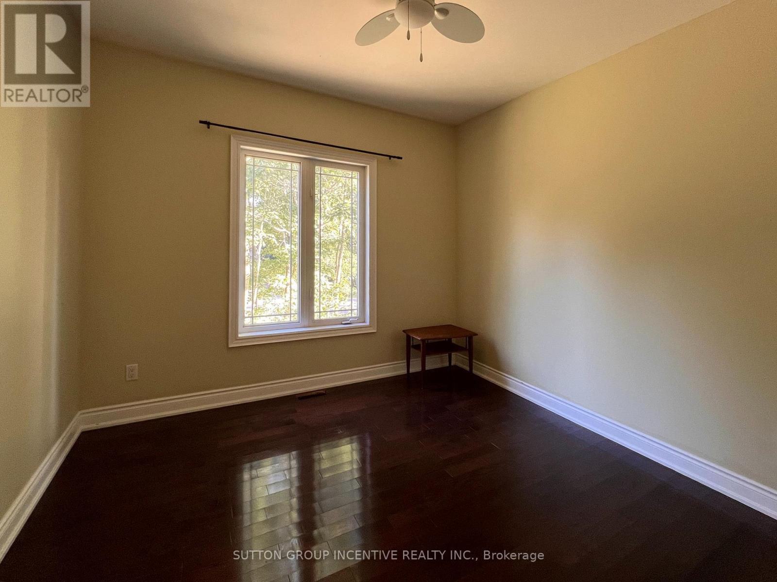 32 Albion Lane Property Photo 13